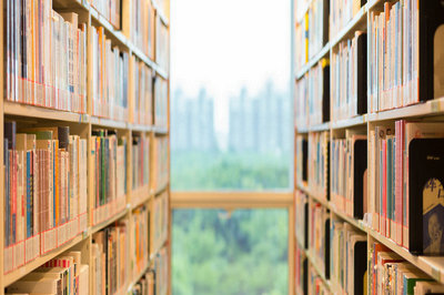 本科無學(xué)位能報考沈陽工業(yè)大學(xué)在職研究生嗎？